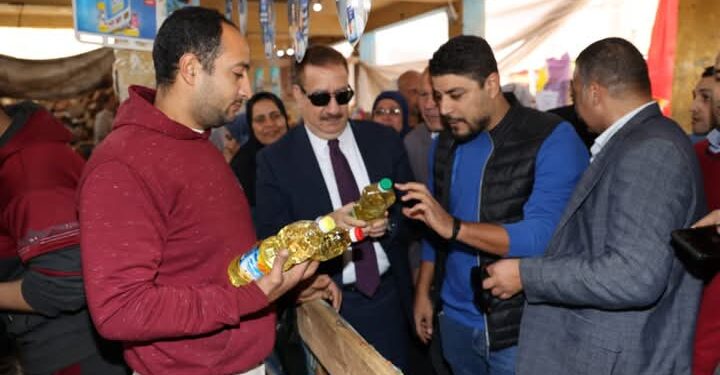 محافظ المنوفية يتفقد معرض ” أهلاً رمضان ” ومنفذ مؤسسة حياة كريمة لبيع السلع الغذائية واللحوم بأسعار مخفضة لتلبية احتياجات المواطنين