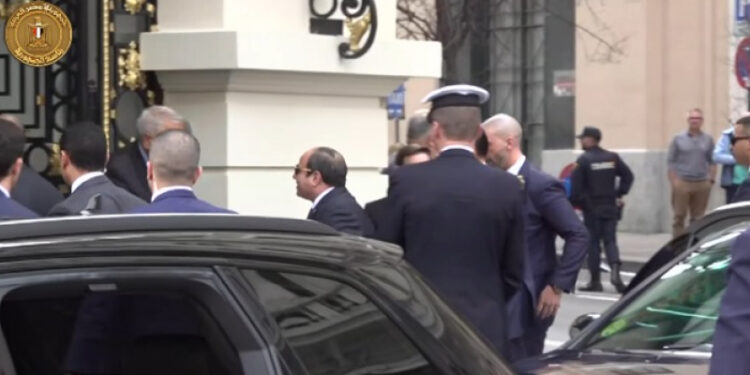 بالفيديو.. الرئيس السيسى يصل إلى العاصمة مدريد فى زيارة رسمية