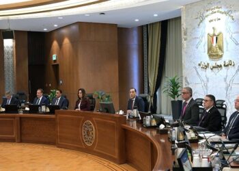 بالصور .. رئيس الوزراء يُوجه المحافظين بضرورة المتابعة اليومية لجهود ضبط أسعار السلع وتوافرها فى الأسواق