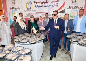 محافظ المنوفية يتفقد مطبخ تجهيز وجبات الإفطار الساخنة للأسر الأولي بالرعاية والأطفال الأيتام التابع للمجلس القومي للمرأة