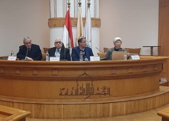 الأعلى للثقافة يناقش التعليم وقضايا المجتمعأهمية أن يكون المسئولون عن التعليم في مصر تربويين ومتخصصين