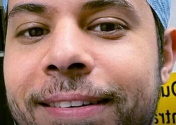 أمانى علام تقرأ لكم رسالة طبيب مصرى لعمرو اديب: عاوزين نتعامل زى ما تركى الشيخ بيعاملك!