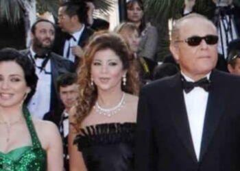 الفنانة سلاف فواخرجى تكتب: نعم احب هذه العائلة واحب محمود عبد العزيز اكثر!