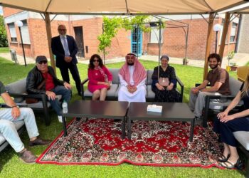 مدير عام مكتب رابطة العالم الاسلامى بروما يكرم رانيا يحيى مديرة الاكاديمية المصرية للفنون بروما