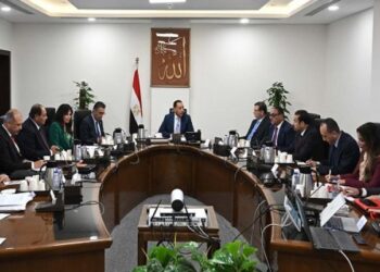 رئيس الوزراء يتابع جهود تطوير قطاع صناعة السكر فى مصر وتعزيز الإنتاج المحلى