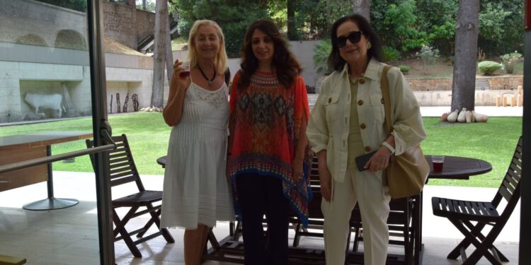 ‏نظمت الأكاديمية المصرية للفنون بروما برئاسة الأستاذة الدكتورة رانيا يحيى فعالية ثقافية بعنوان النيل عنده كتير لتعزيز الهوية المصرية ومن خلال التأكيد على النيل وأهميته ودوره وتاريخه.