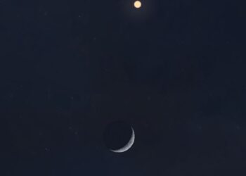 الليلة : اقتران هلال القمر والمريخ