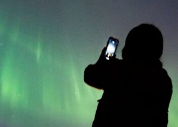 فلكية جدة.. فصل الخريف قد يبدأ بعاصفة شمسية