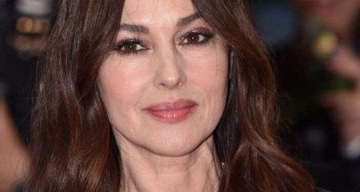 مما قرأنا لكم على لسان مونيكا بيلوتشى: ليس عيباً