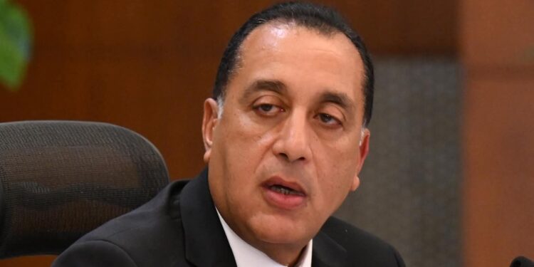 مدبولي يشكل لجنة عليا لإعداد خارطة طريق لتطوير الإعلام المصري