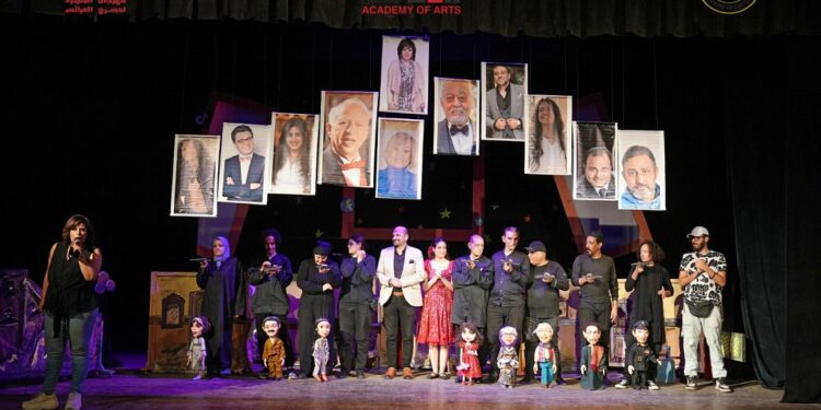 تأثير التكنولوجيا على حياة أطفالنا هو محور عروض اليوم الأول من القاهرة للعرائس