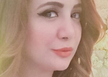 “وجوه مألوفة”.. معرض شيماء رحيم يكشف عن الهوية الشعورية للإنسان بجاليري ضي المهندسين