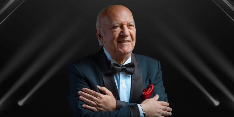 مصطفى كامل يطمئن جمهور الموسيقار عمر خيرت : حالته مستقرة ويجرى فحوصات على الصدر