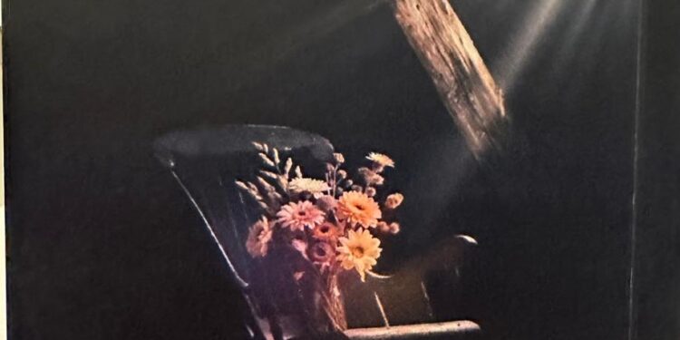 نهى توقّع “نبض في صمت الرحيل” بـ”كتاب جدة”