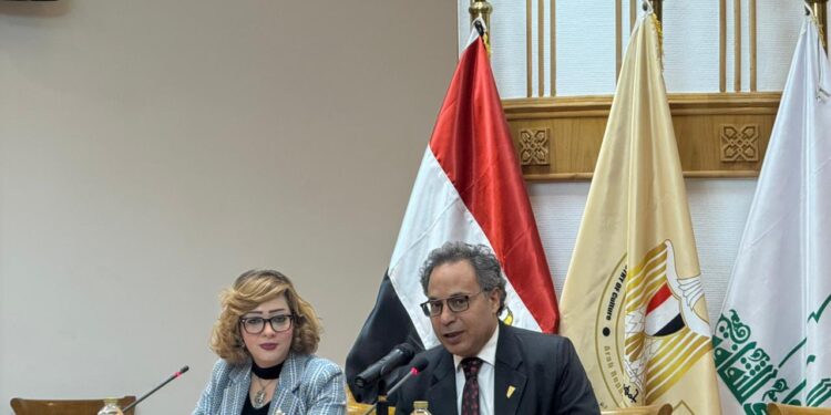 احتفالًا باليوم العالمي للغة العربية: «اللغة العربية بين الماضي والحاضر والمستقبل» على مائدة المجلس الأعلى للثقافة