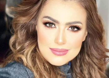 سيمون تواصل الفضفضة مع جمهورها وتكتب: يوم رفضت اعتبار الفنان سلعة