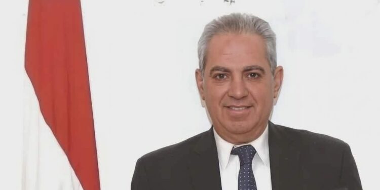 الأمير أباظة المرشح لعضوية إتحاد الكتاب كما نعرفه جميعا