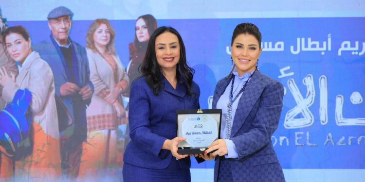 جومانا مراد بعد تكريمها من وزيرة التضامن الإجتماعي: وسام أعتز به في مشواري الفني