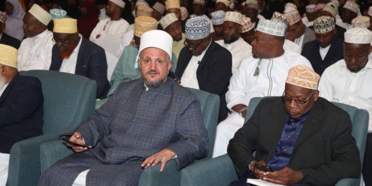 عضو لجنة التحكيم بجائزة تنزانيا الدولية للقرآن الكريم الدكتور عبدالحميد متولي: دعم ورعاية وزارة الشؤون الإسلامية بالمملكة لجائزة تنزانيا الدولية للقرآن الكريم عزّز مكانتها وأثرها عالميًا