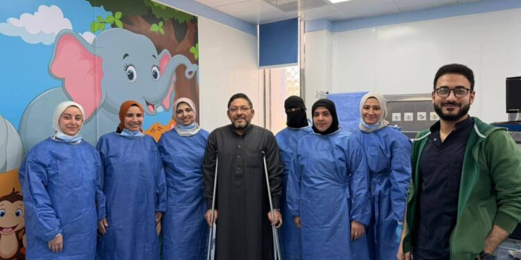 استخراج جسم غريب من الشعب الهوائية لطفل باستخدام المنظار الشعبي بمستشفى أطفال جامعة المنصورة