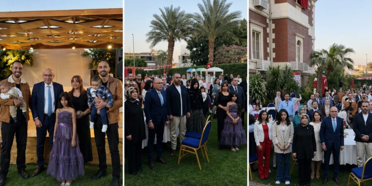 أطفال تركيا ومصر وفلسطين يطلقون رسالة سلام في عيد السيادة الوطنية والطفولة بالسفارة التركية