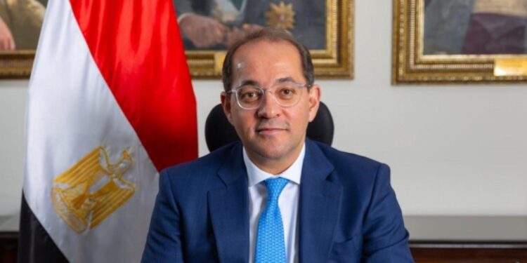 وزير المالية: الزيادة الجديدة ترفع الحد الأدنى للدخل للعاملين بالدولة إلى ٨ آلاف جنيه