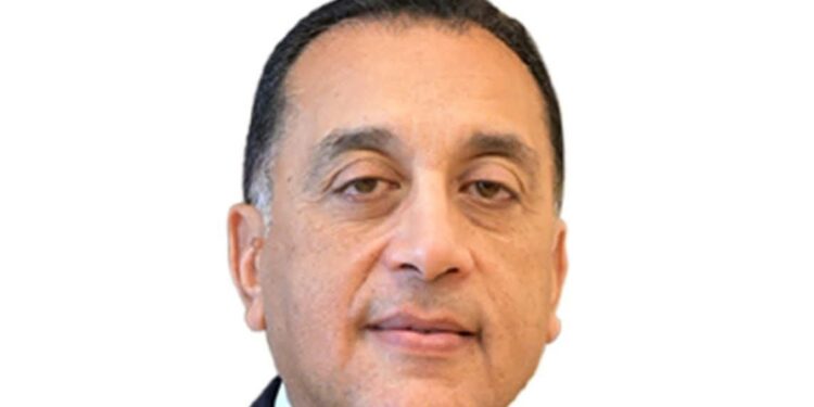 رئيس الوزراء يهنئ قداسة البابا تواضروس الثاني بعيد القيامة المجيد