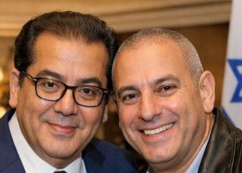 جدل واسع حول تصريحات الهارب أيمن نور: بين انتقادات لاذعة ودعوات مثيرة للريبة من إيدي كوهين