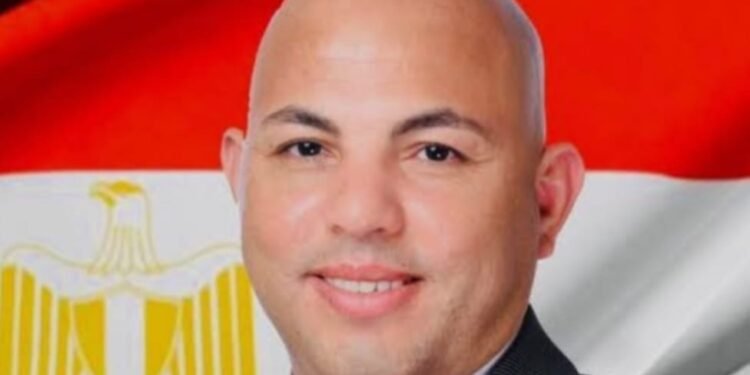 هيثم حسين: العامل المصري ركيزة التنمية.. ومشروعات بنغازي الصناعية تفتح آفاقًا جديدة للتشغيل الإقليمي