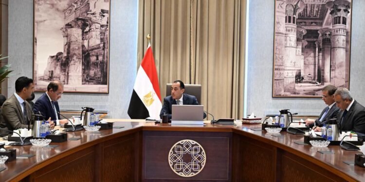 رئيس الوزراء يتابع جهود توفير الأسمدة الزراعية ومستجدات خطوات حوكمة منظومة صرفها للمزارعين
