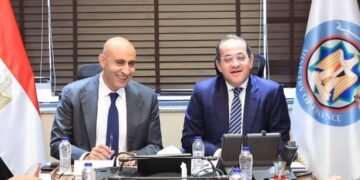 وزيرا المالية والتربية والتعليم يبحثان سبل تحسين أوضاع المعلمين المالية..ويؤكدان: زيادة في مرتبات المعلمين العام الدراسي المقبل