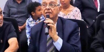 البطل حسن السباعي يعيد نبض العزة في ذكرى النصر